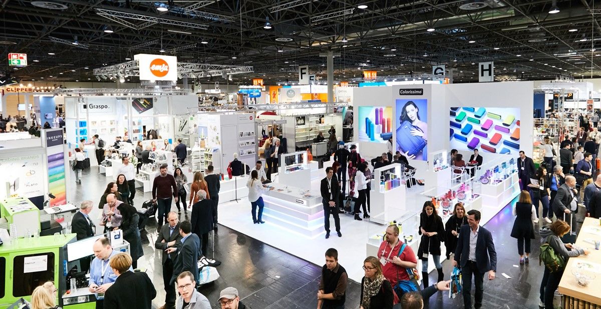 Trade Show Magic: How Promotional Products Boost Brand Visibility at Tradeshows